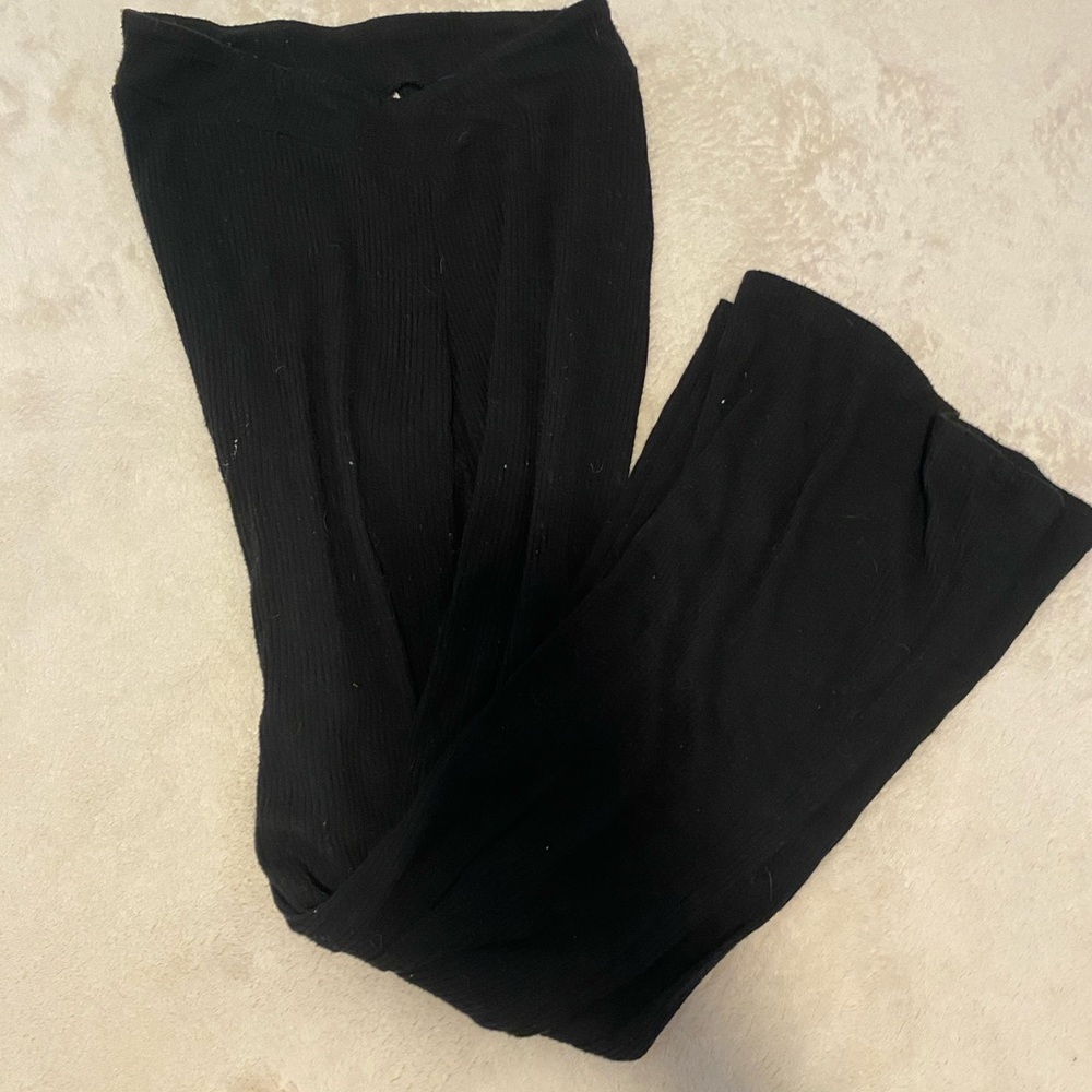 Black Ribbed flared leggings